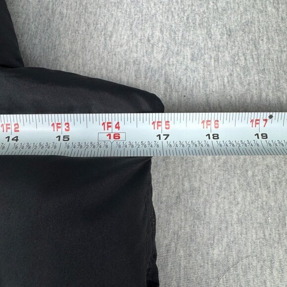 Fabletics Puffer Vest With Hood Women's Size 2XL fits Men's Size Small Black - Picture 6 of 9